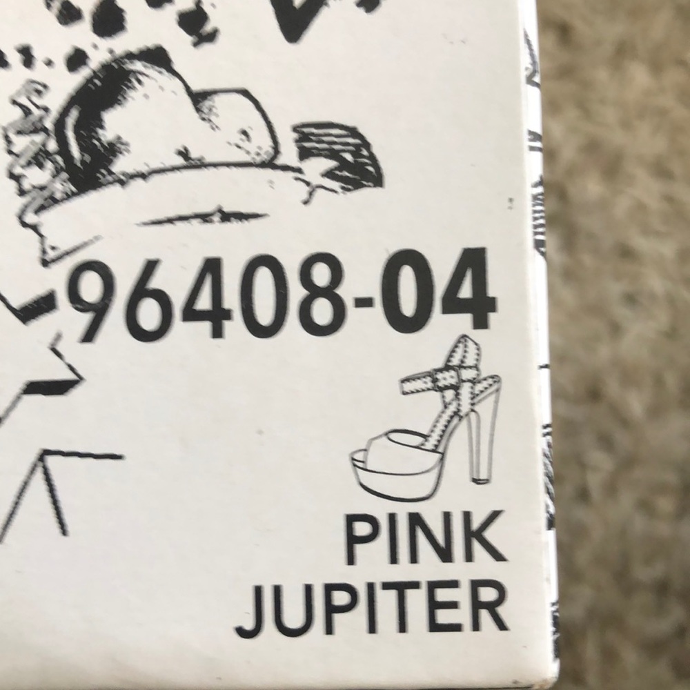 Heels - Picture 4 of 5